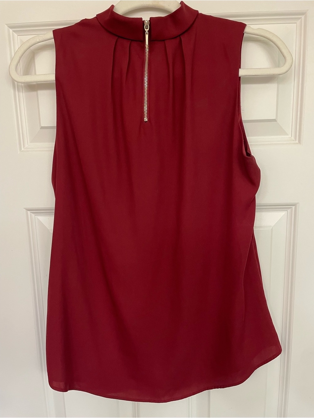WHBM V-Neck Choker Top - Wine SIZE S - Picture 4 of 5